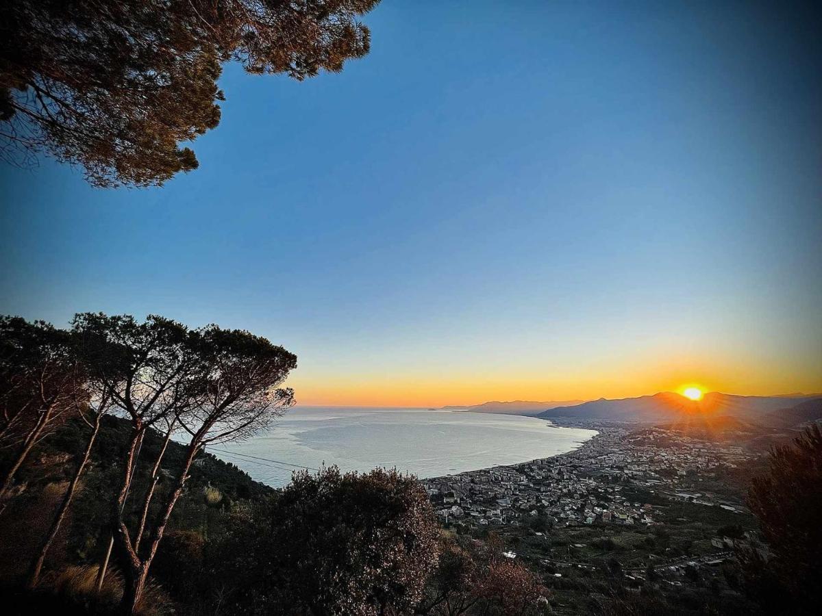 Fornaci 2 Rivieraholiday Pietra Ligure Luaran gambar