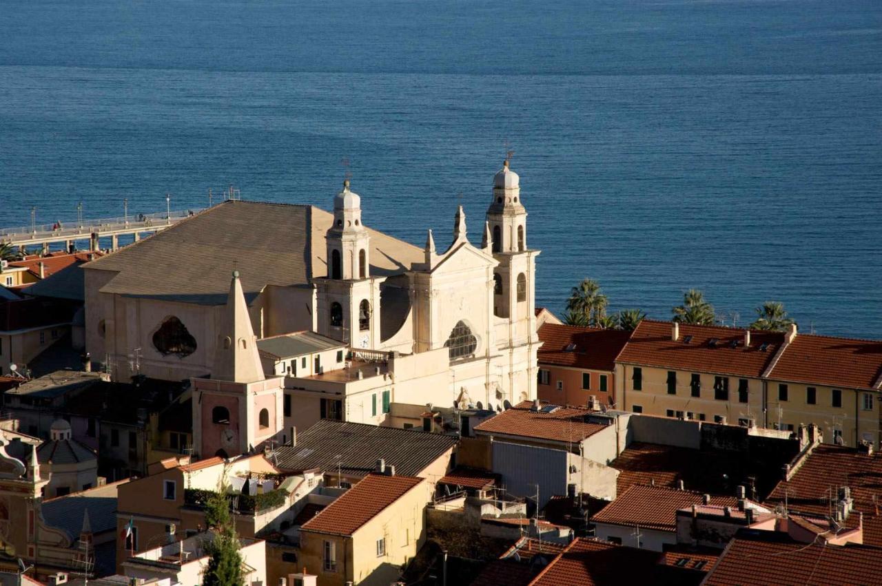 Fornaci 2 Rivieraholiday Pietra Ligure Luaran gambar