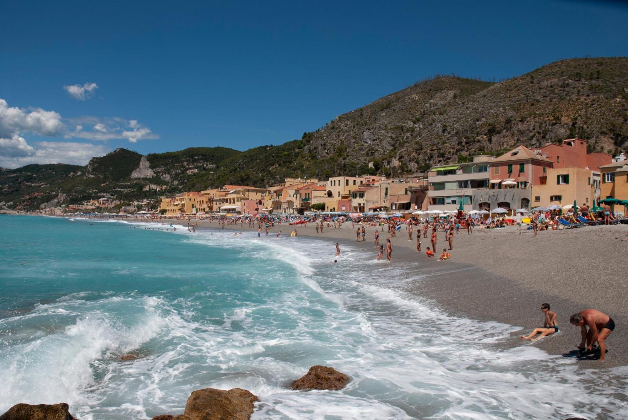 Fornaci 2 Rivieraholiday Pietra Ligure Luaran gambar
